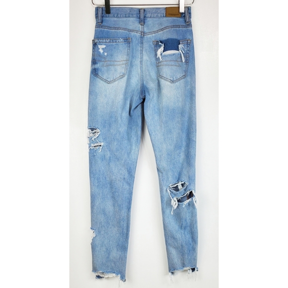 American eagle outfitters size 00 distressed high rise mom jeans light blue - Picture 7 of 12